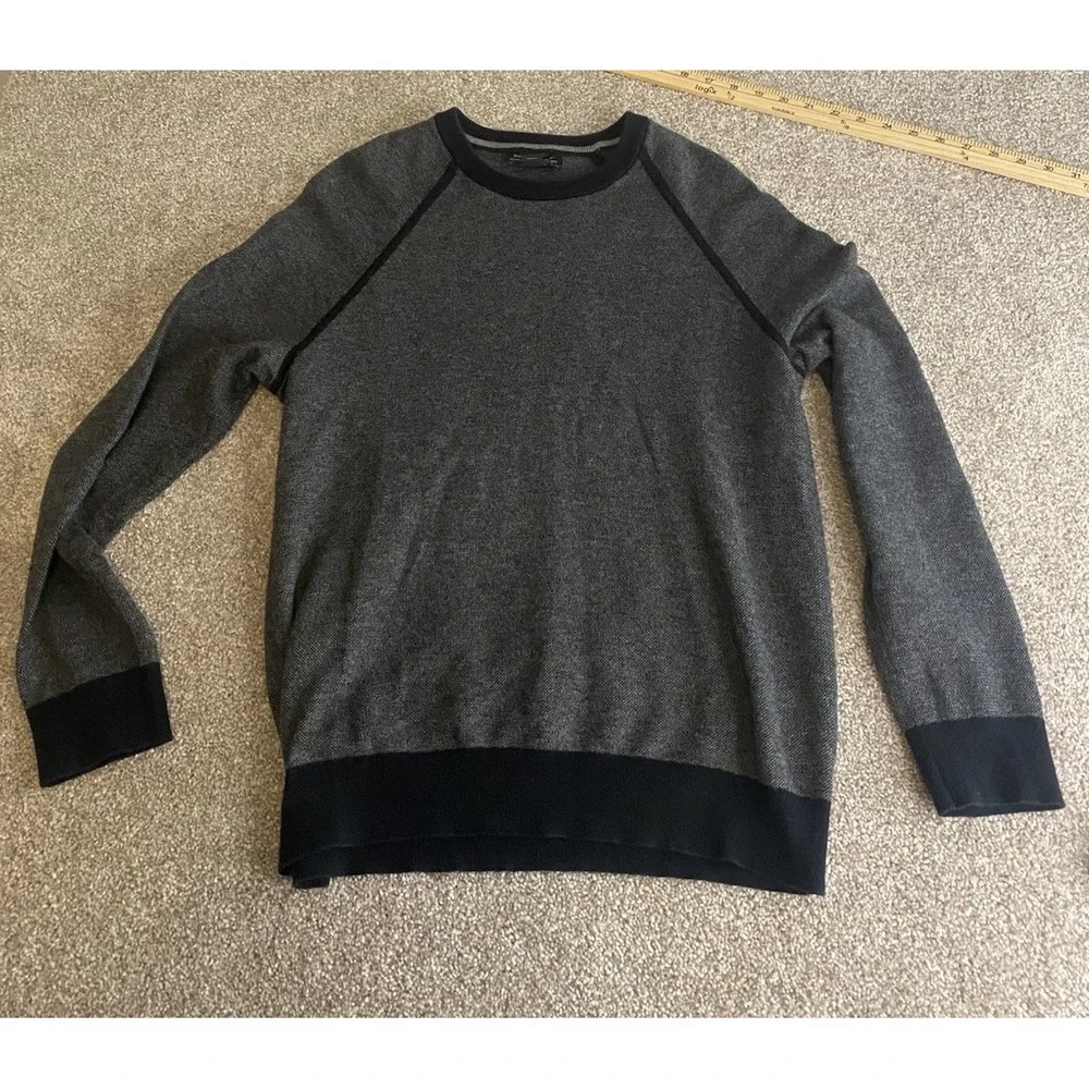 Banana Republic Cashmere/Pima Cotton‎ Crew-Neck Sweater Mens Medium Gray/Black